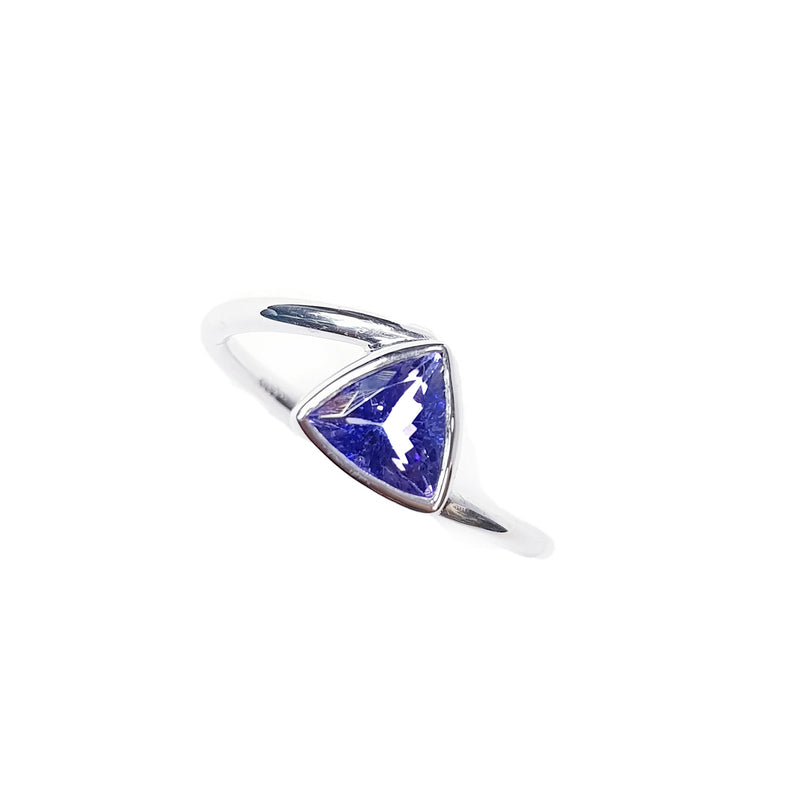 Tanzanite Trillion 1.00 carat White Gold Ring