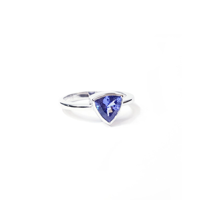 Tanzanite White Gold Ring