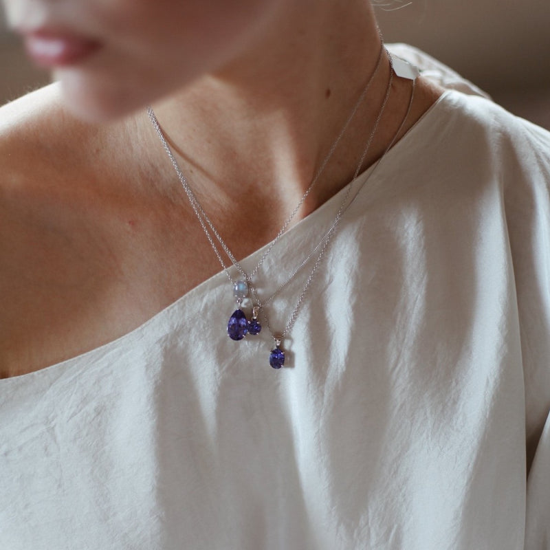 Tanzanite & Moonstone White Gold Necklace