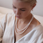 Pearl Necklace with Sapphire Clasp