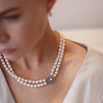 Pearl Necklace with Sapphire Clasp