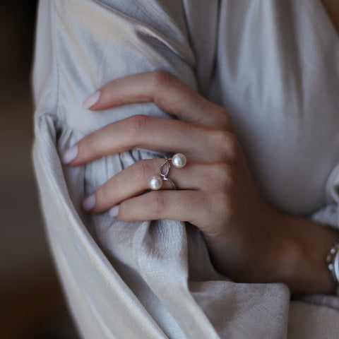 大島紬 pearl ring Japanese Akoya Pearl Ring with Trio Diamonds